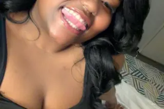 incall available - Image 6